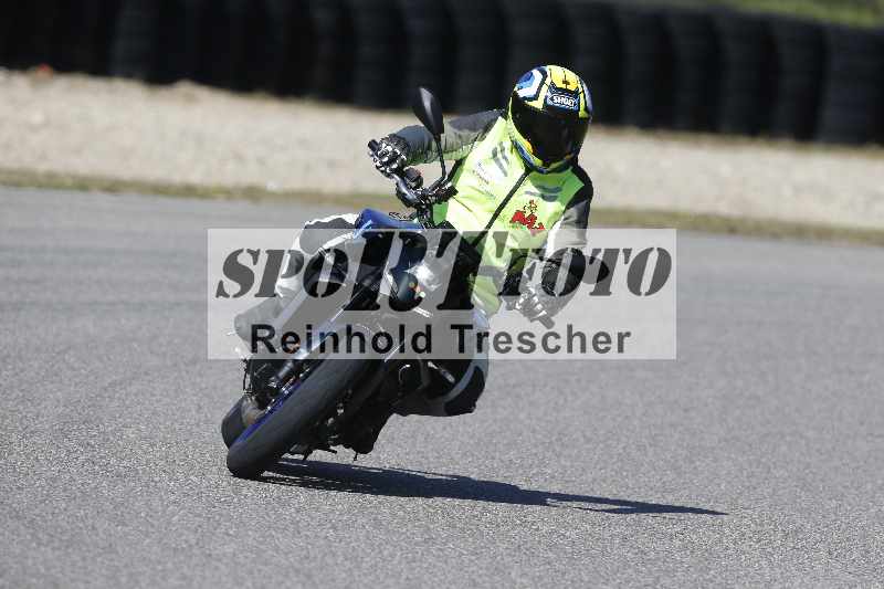 /01 02.04.2026 MAZ ADR/Gruppe gelb Gruppe gruen/unklar